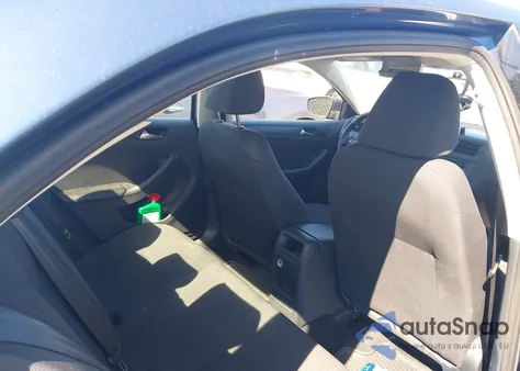 2015 Volkswagen Jetta 2.0L S из США, поврежденный, VIN 3VW2K7AJ3FM351491